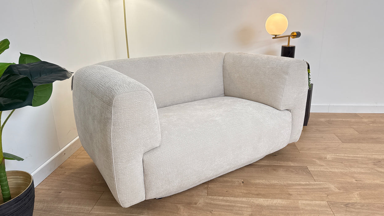 Nuvole - Loveseat - Heavy Textured Chenille