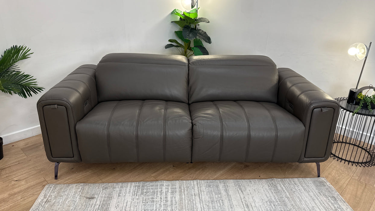 DFS Trip	Recliner 3 Seater in Storm