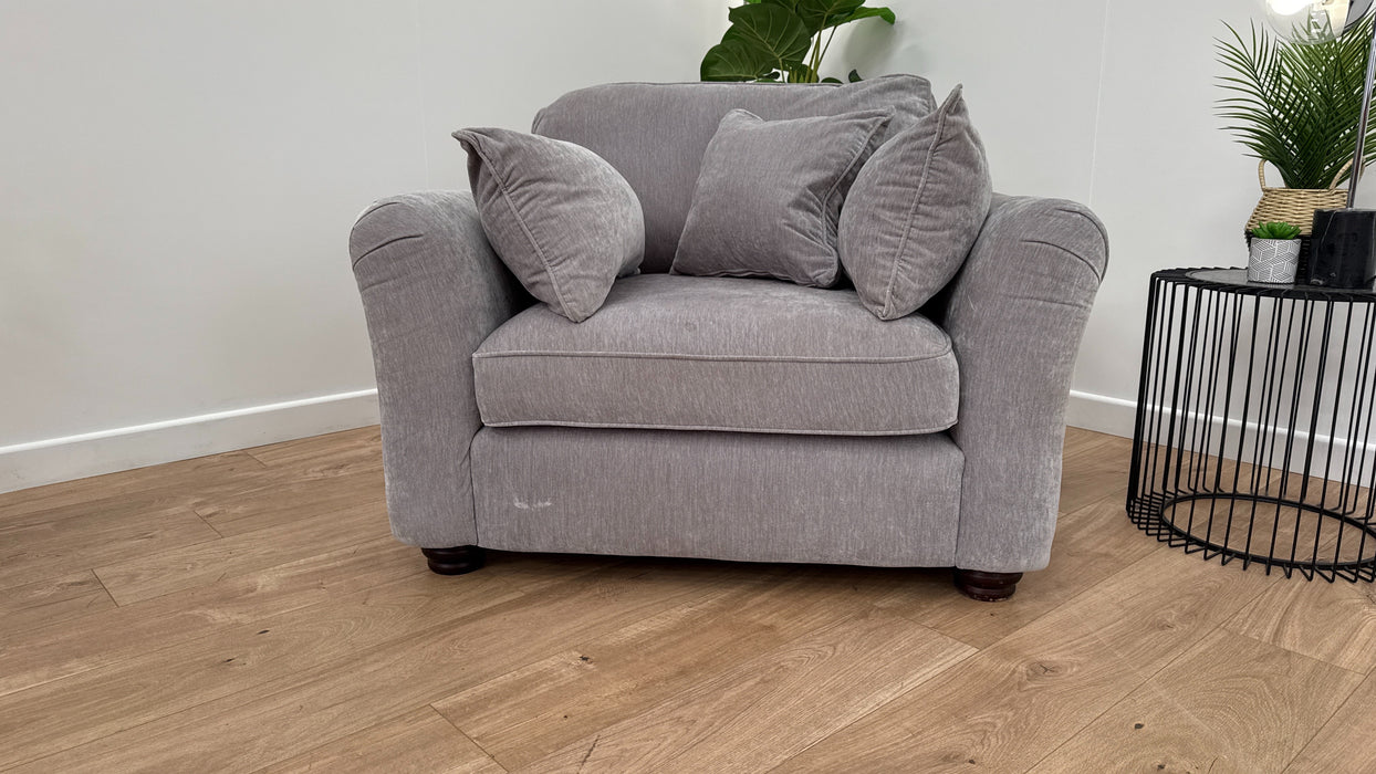 Notting Hill Loveseat - Fabric - Ellie Silver