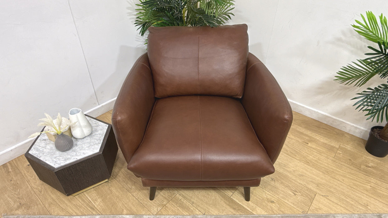 Sofology Adler Leather Chair in Relaxed Soft Brown