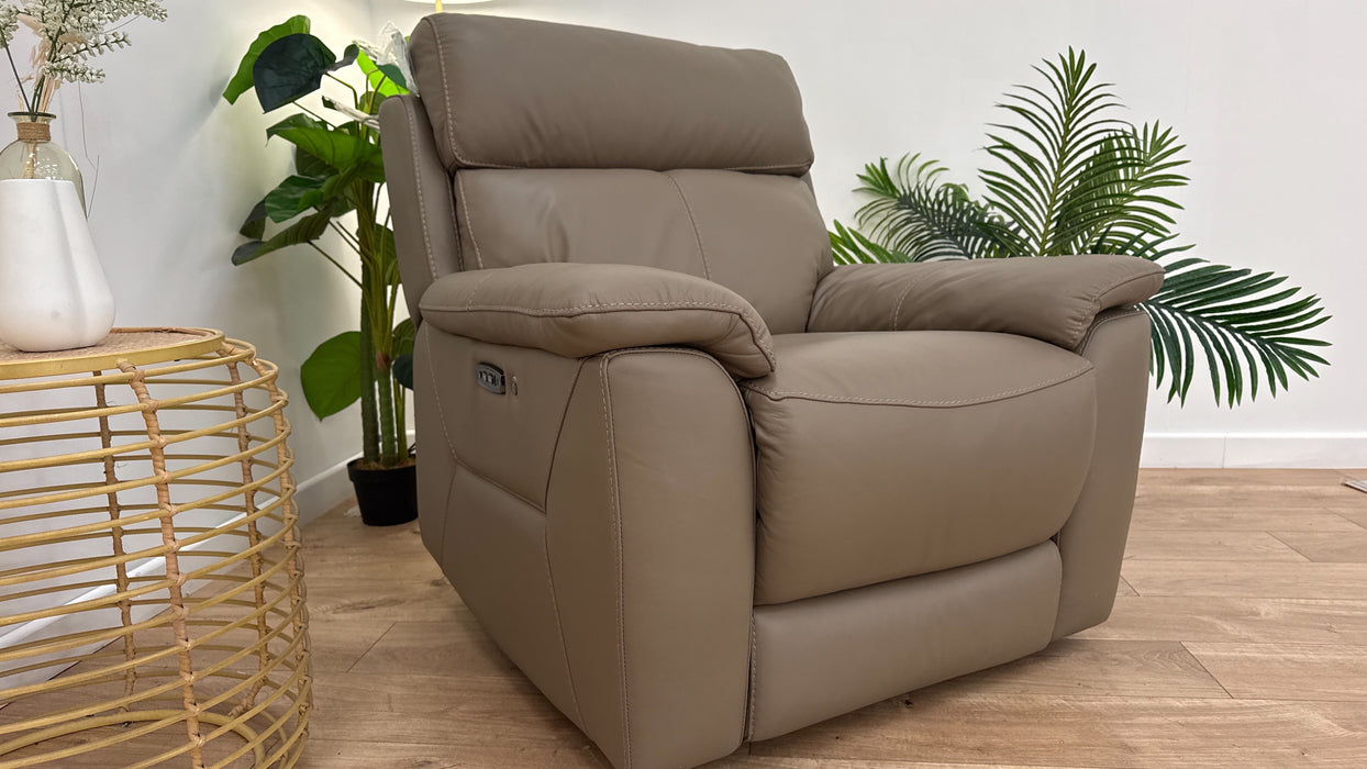 DFS Nevara Leather Recliner in Pine Bark