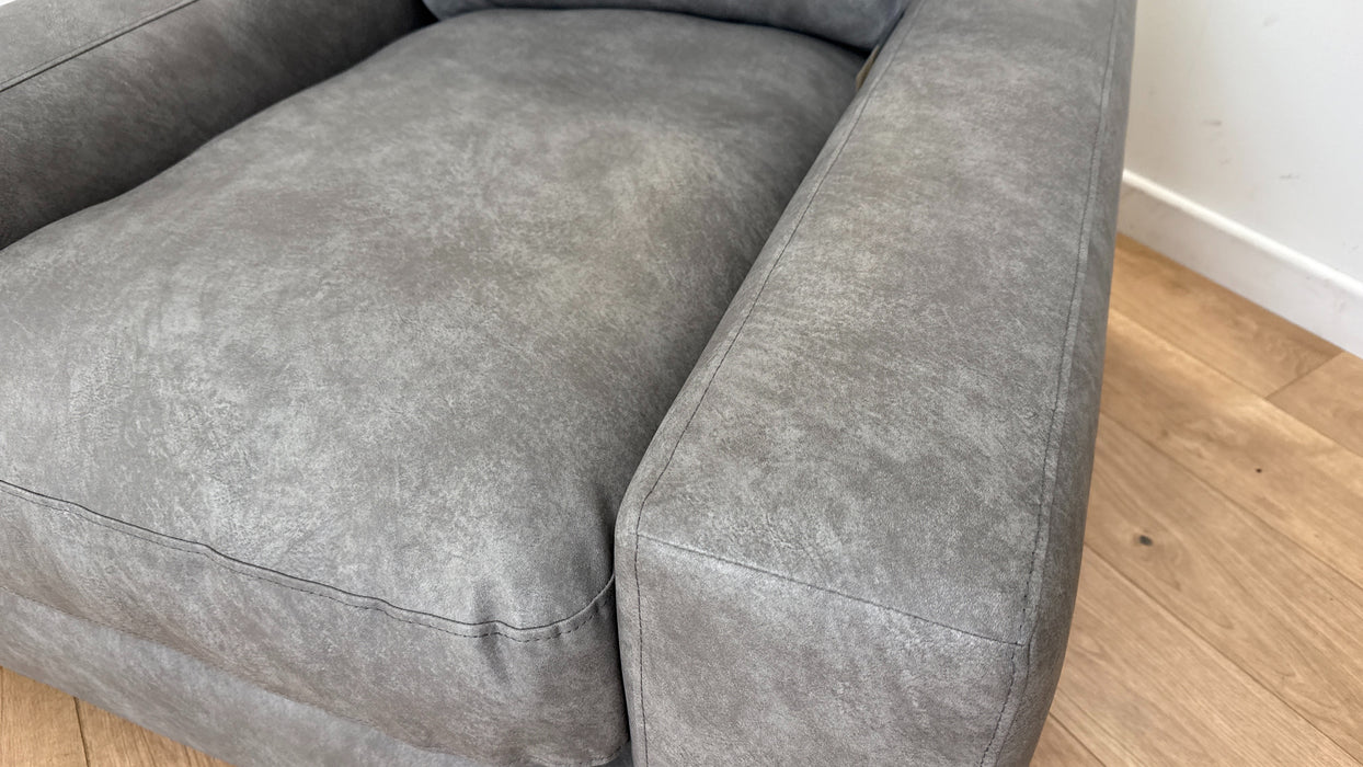 DFS Willow Leather Chair in Steel