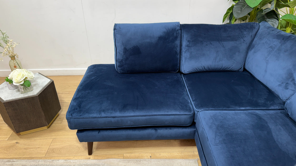 Sofology Keswick Fabric 1 Terminal Corner 2 in Deluxe Velvet Navy