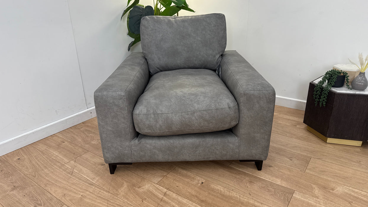 DFS Willow Leather Chair in Steel