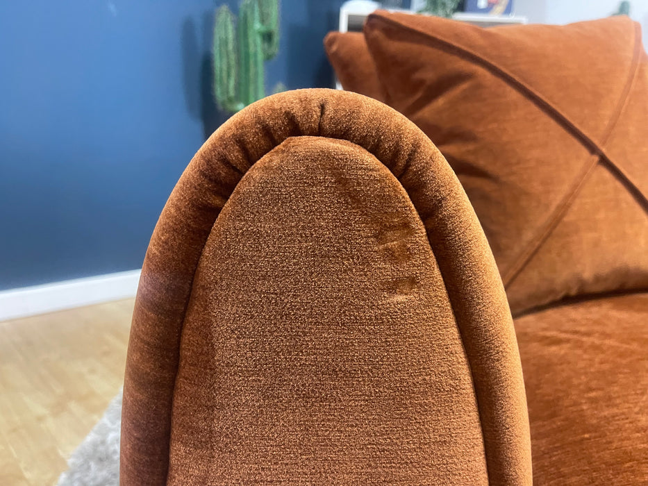 Hourglass Fabric Chair Velvet Rust (WA2)