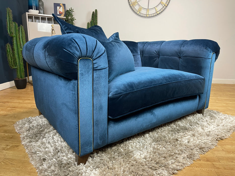 Midsummer Fabric Loveseat - Navy (WA2)