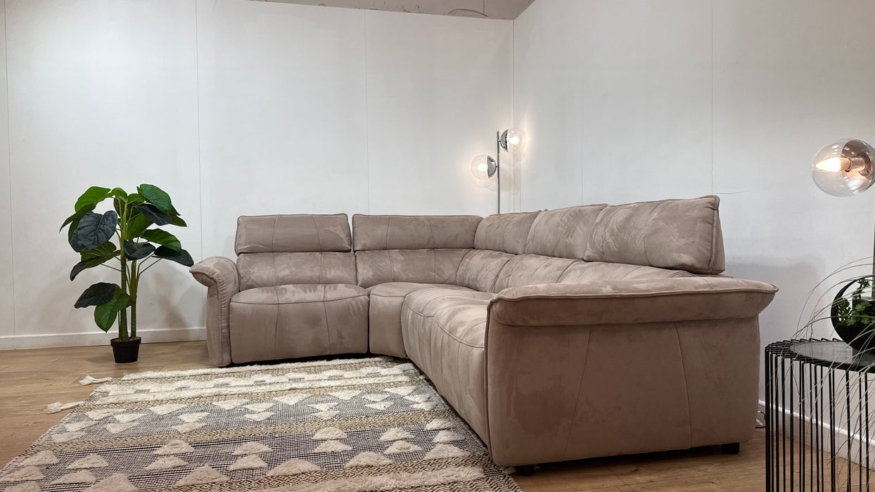 Sofology Cadenza Fabric 1 Corner 3 Power Recliner/Headrest in Lifestyle Plush Nutmeg