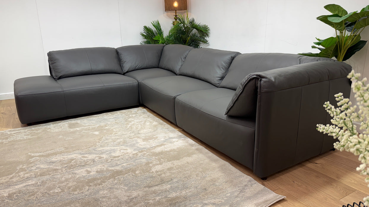 Sofology Tessuto Leather Chaise 1 Corner 3 in Trusty Matt Charcoal