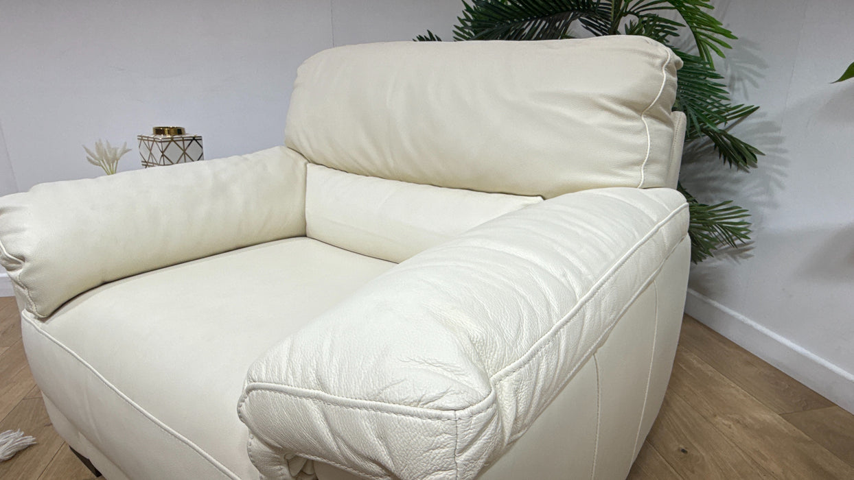 Sofology Santino Leather Chair in Hampshire Aspen White