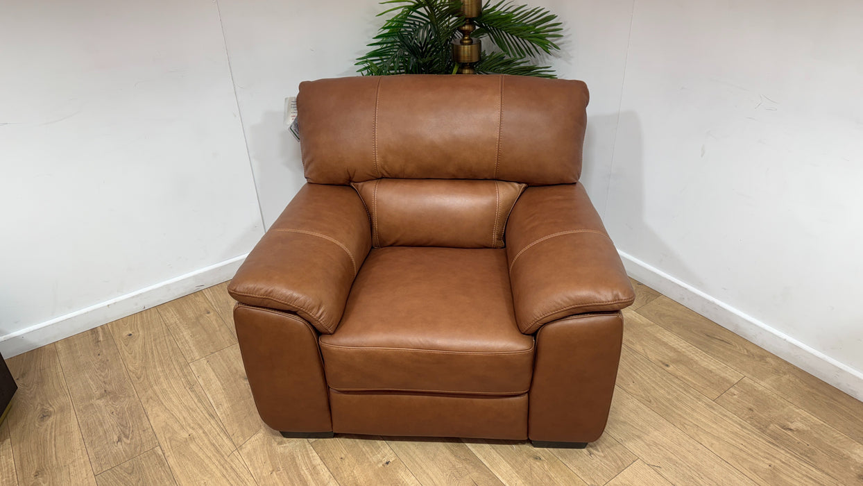 Sofology Santina Leather Chair in Relaxed Soft Tan