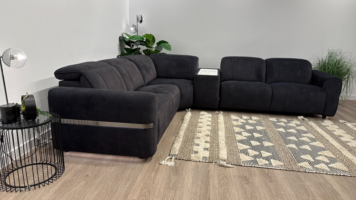 Sofology Lumiere Fabric 3 Corner Console 3 Power Triple Recliner/Headrest Gunmetal Trim Light Marble Console in Lifestyle Flecked Anthracite