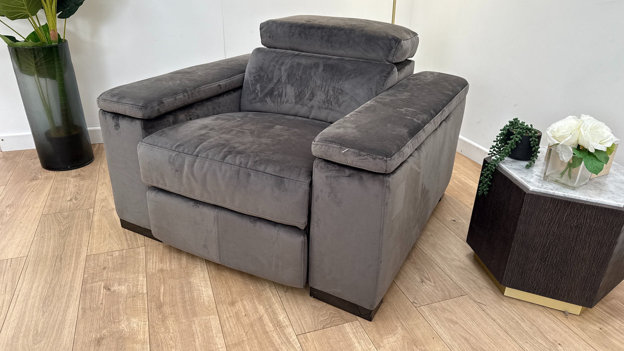 DFS Newbury Power Chair Silver