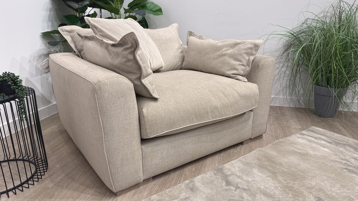Sofology Gaia Loveseat in Buckingham Linen Mix
