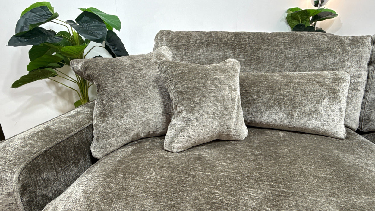 Sofology Bellagio 4 Seater Split Reversible Extra Flex Interior in Chunky Luxe Chenille Fennel