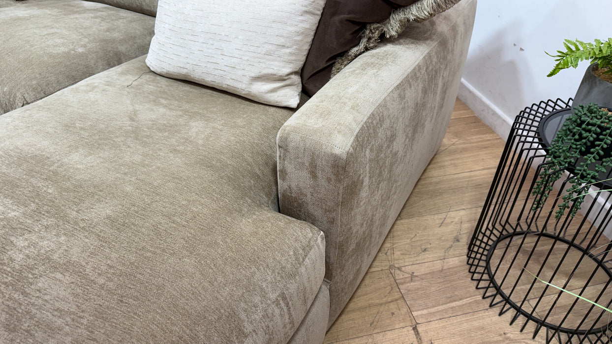 Sofology Moderna Fabric 4 Seater Chaise Extra Flex Seats in Lifestyle Plush Chenille Barley Mix