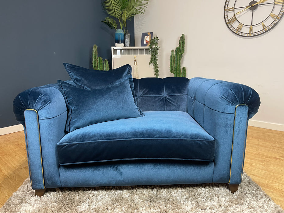 Midsummer Fabric Loveseat - Navy (WA2)