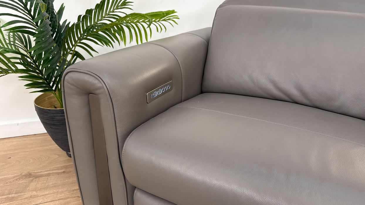 Sofology Kingsbridge 2.5 Seater Sofa in Trusty Embossed Leather Elephant