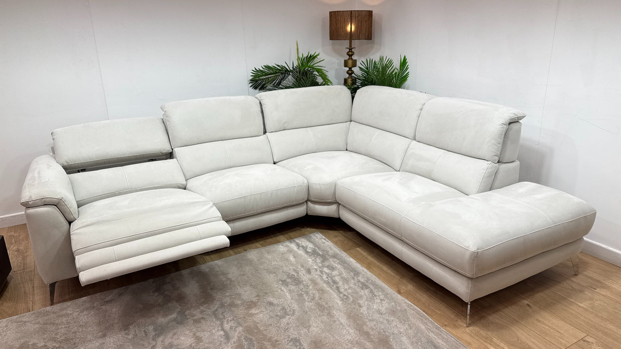 Sofology Illinois Fabric 2 Corner 1 Terminal Power Recliner/Headrest in Lifestyle Textured Beige