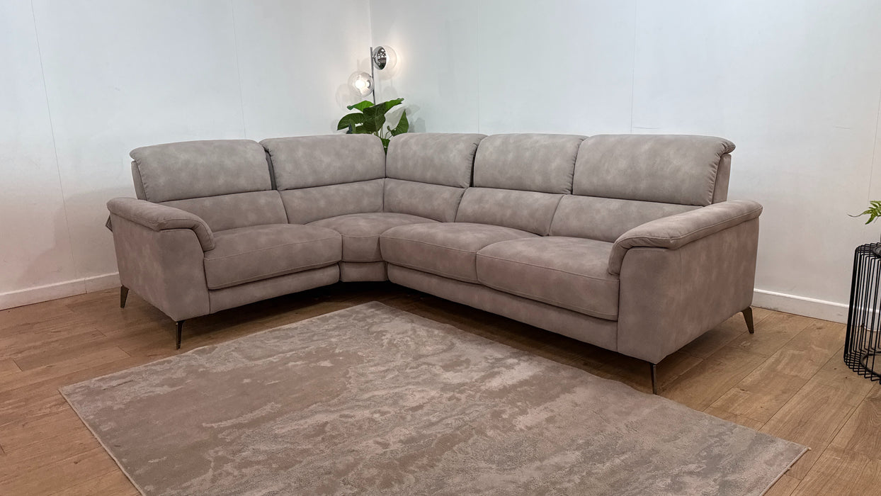 Sofology Illinois Fabric 1 Corner 2 in Lifestyle Mottled Marble