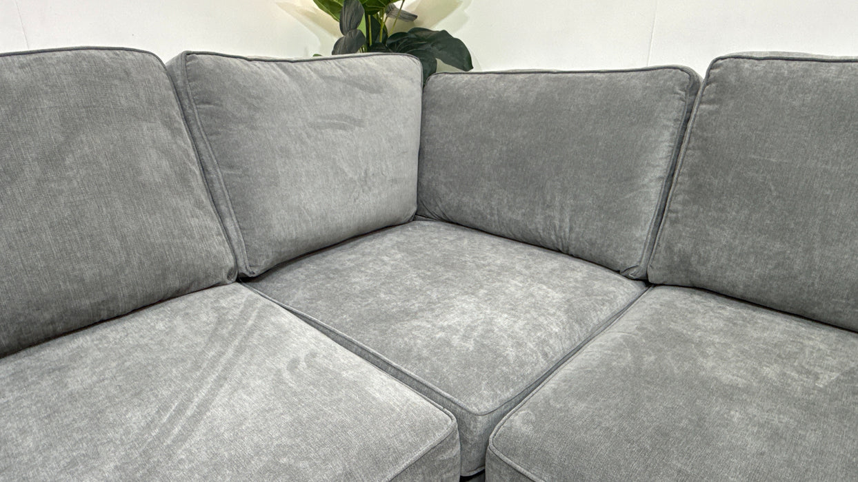 DFS Orka Fabric 2 Corner 1 in Graphite