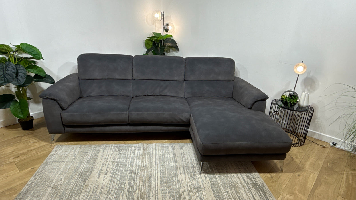 Sofology Illinois Fabric 3 Seater Chaise in Lifestyle Mottled Charcoal
