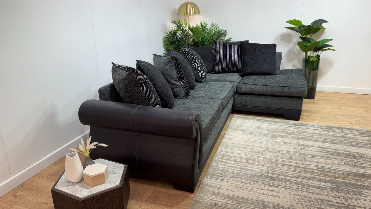 DFS Evisa In Charcoal & Black Combination