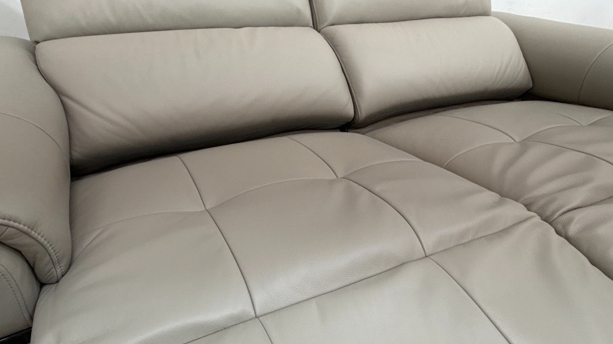 Sofology Milan Leather 2.5 Seater Power Recliner/Headrest in Trusty Embossed Light Grey