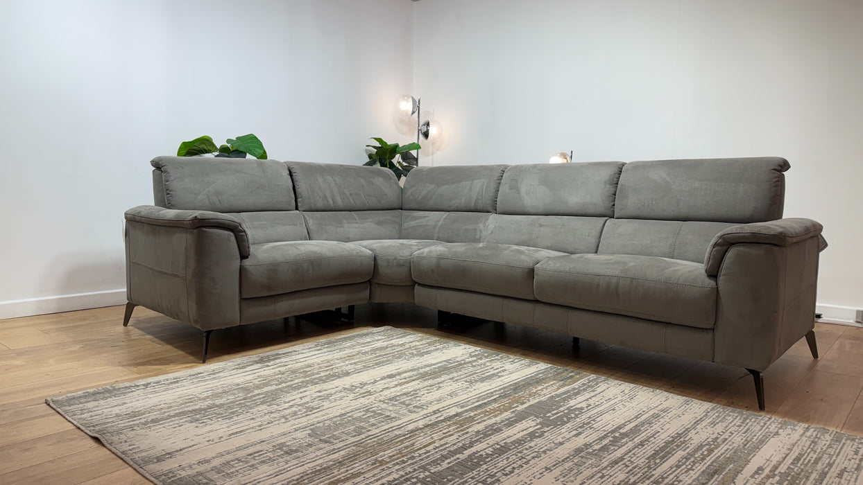 Sofology Illinois Fabric 1 Corner 2 in Lifestyle Textured Charcoal