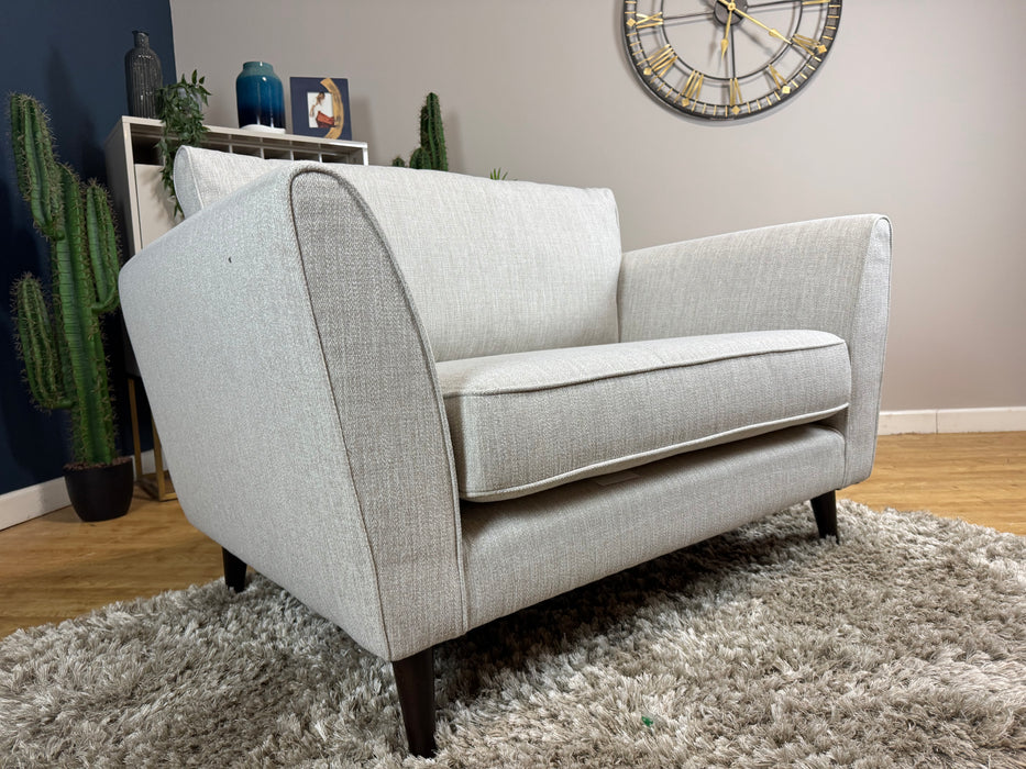 Keswick Fabric Loveseat - Capital Ecru (WA2)