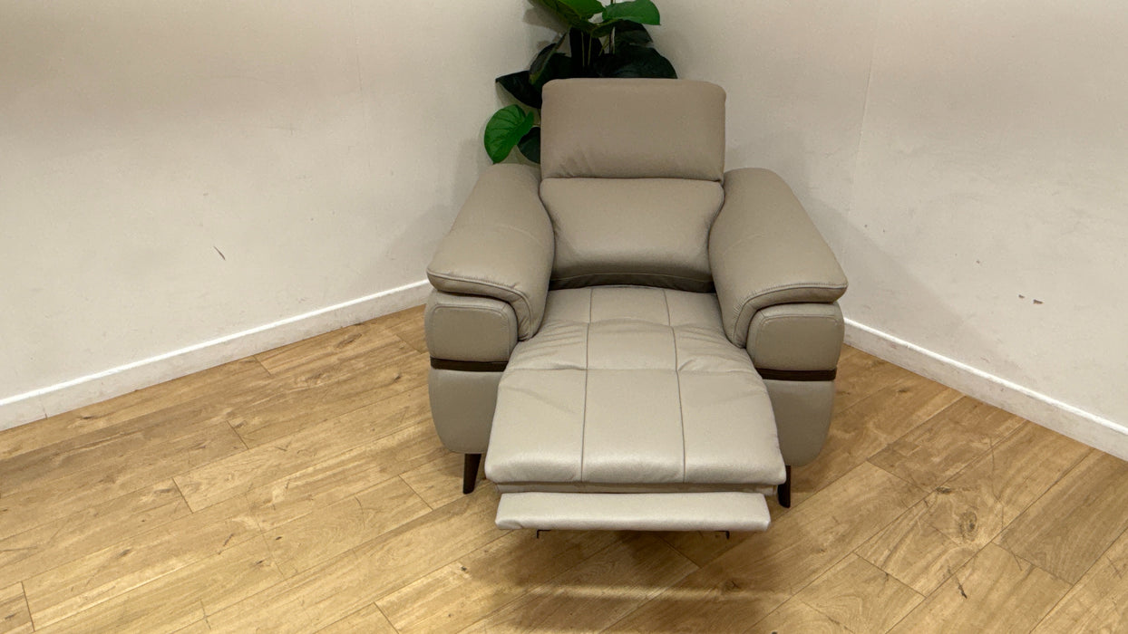 Sofology Milan Leather Chair Power Recliner/Headrests Lumbar Support in Trusty Embossed Light Grey