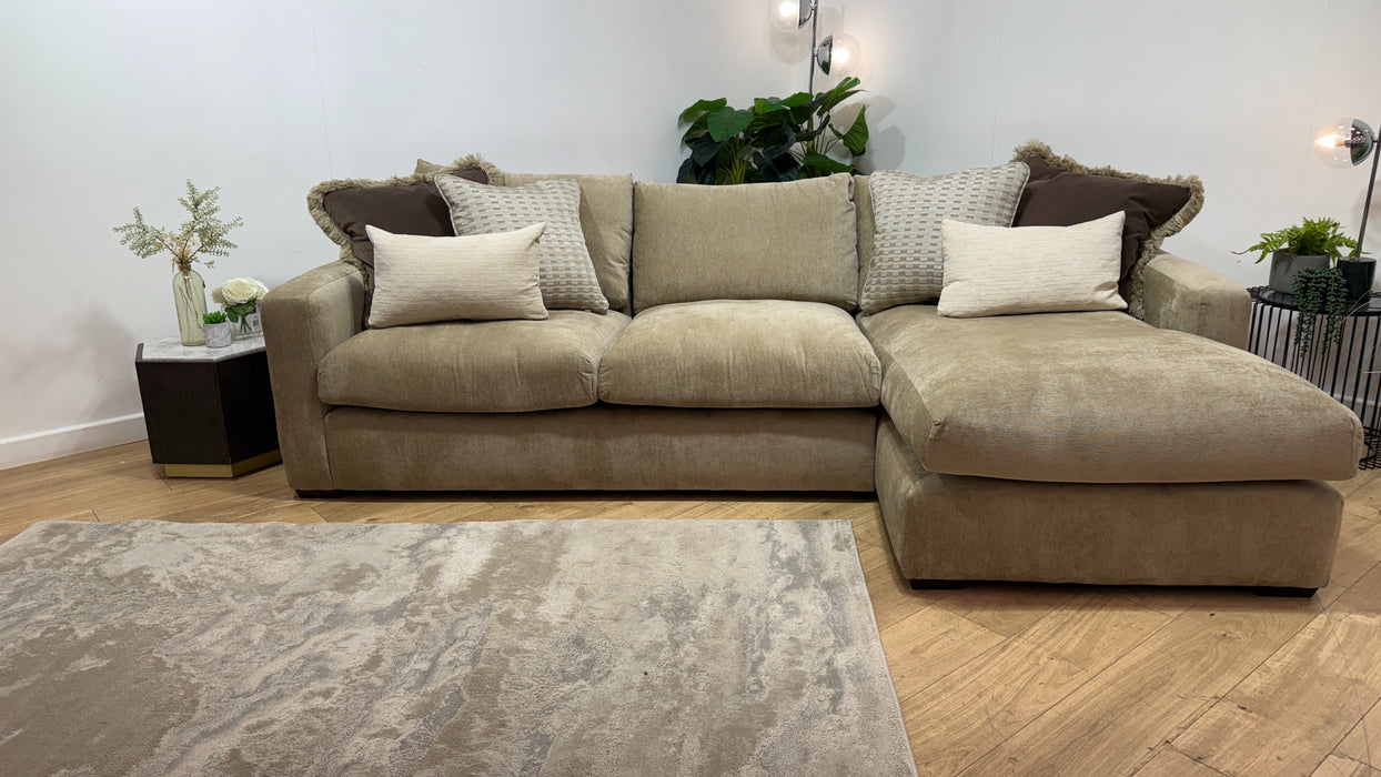 Sofology Moderna Fabric 4 Seater Chaise Extra Flex Seats in Lifestyle Plush Chenille Barley Mix