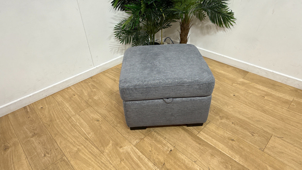 DFS Faxon Footstool