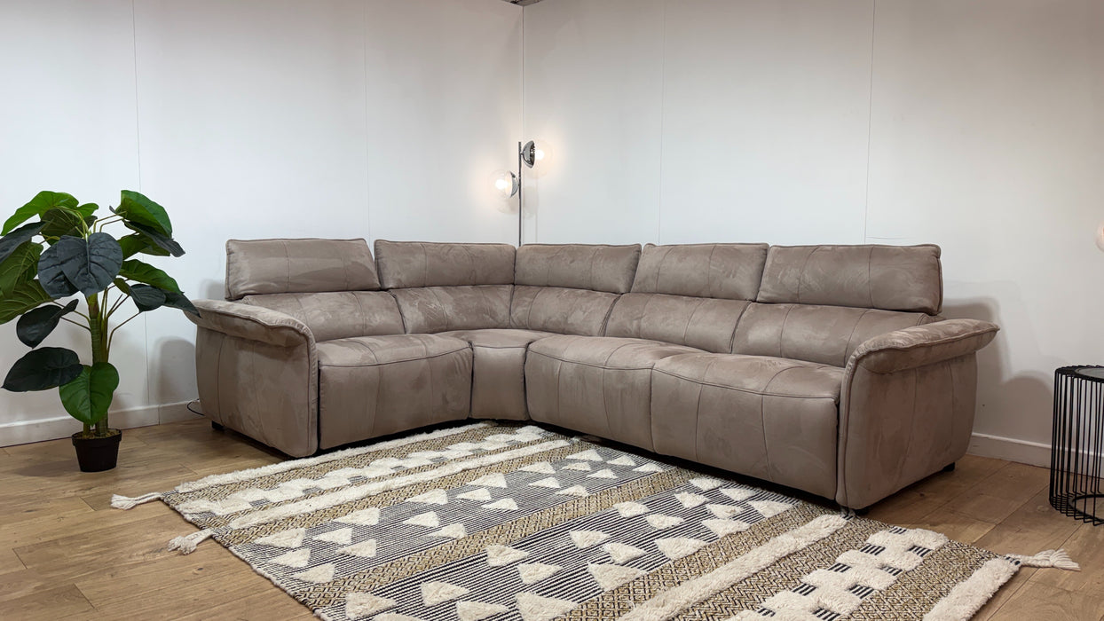 Sofology Cadenza Fabric 1 Corner 3 Power Recliner/Headrest in Lifestyle Plush Nutmeg