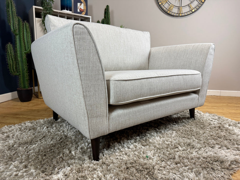 Keswick Fabric Loveseat - Capital Ecru (WA2)