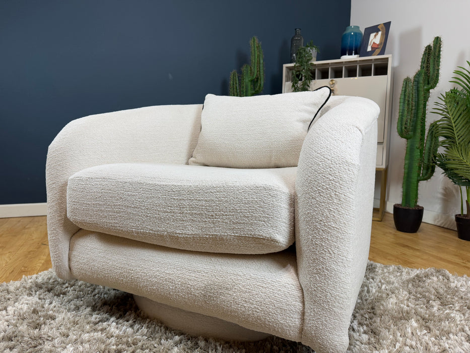 The Westwood Chair Soft Boucle Ecru Mix Swivel - WA2