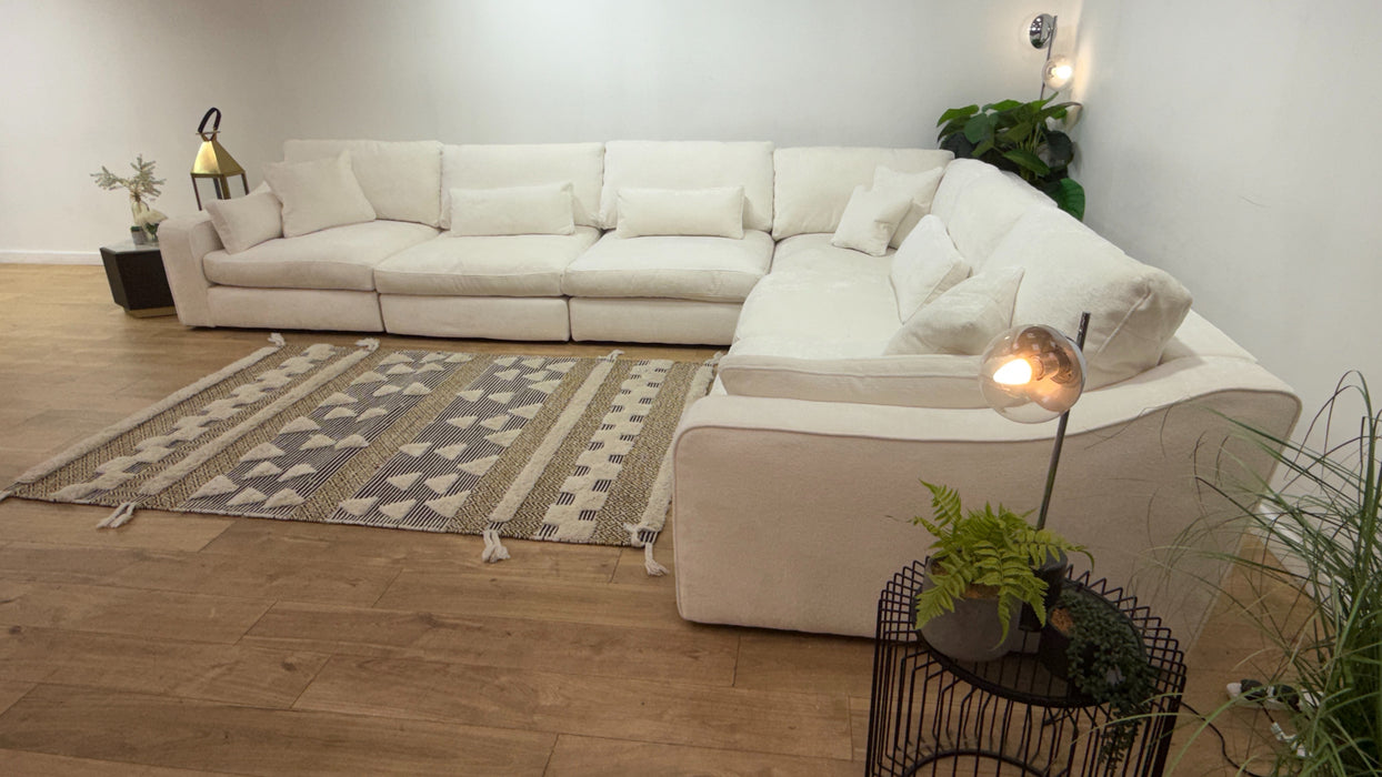 Sofology Bellagio Fabric 3 Corner 3 Reversible Feather Flex Seats in Chunky Luxe Chenille Snow