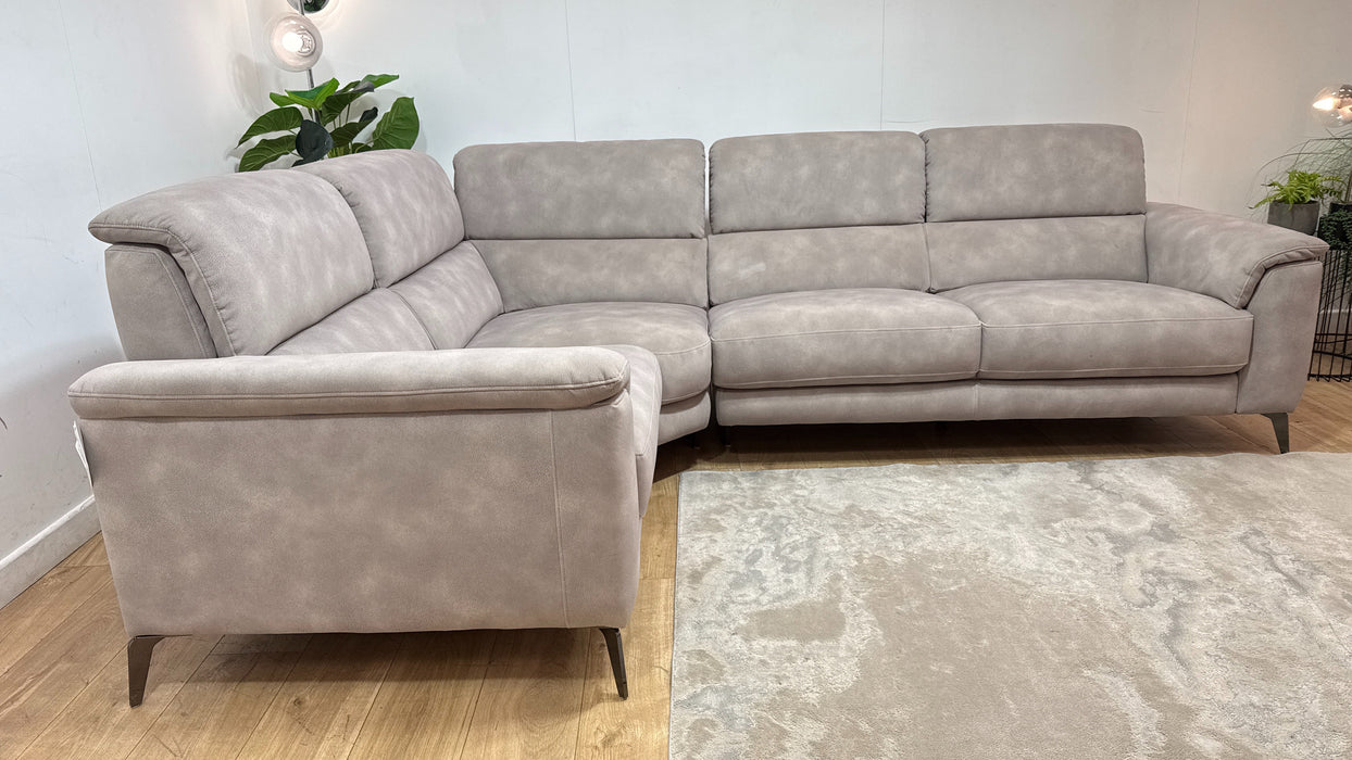 Sofology Illinois Fabric 1 Corner 2 in Lifestyle Mottled Marble