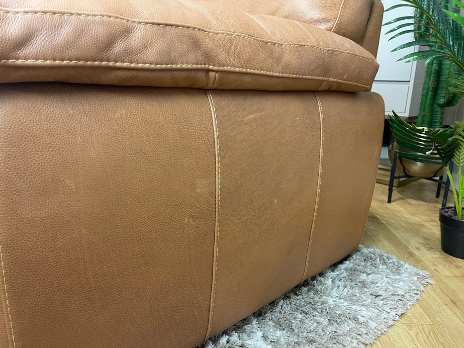 Santino Love Seat Apollo Tan Leather (WA2)