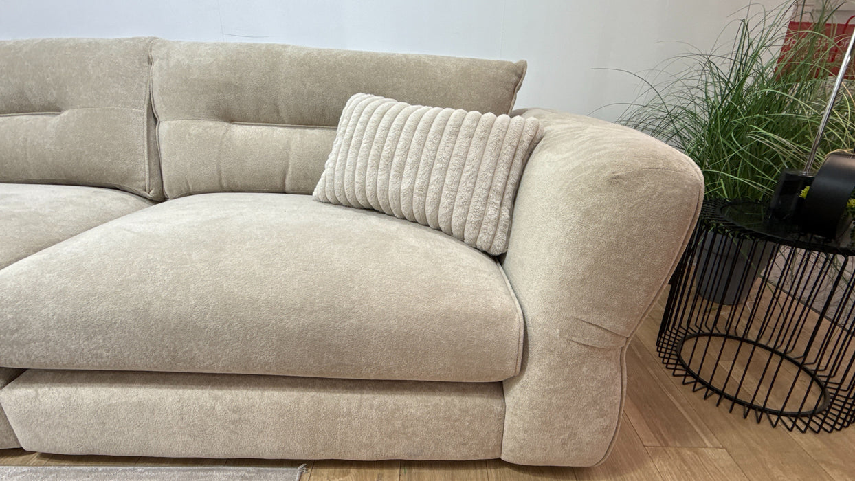 Sofology Reign Fabric 3 Corner 3 Gold Trim in Luxe Sherpa French Beige/Natural Mix