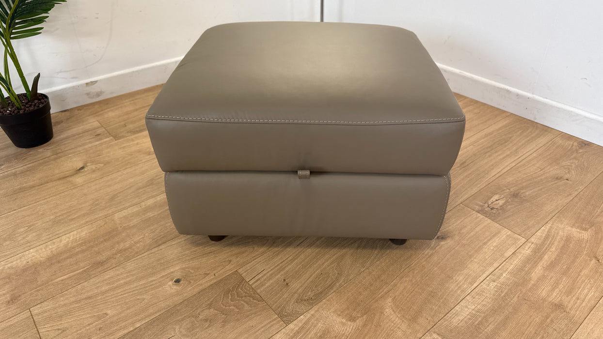 The Serene Footstool - Pine