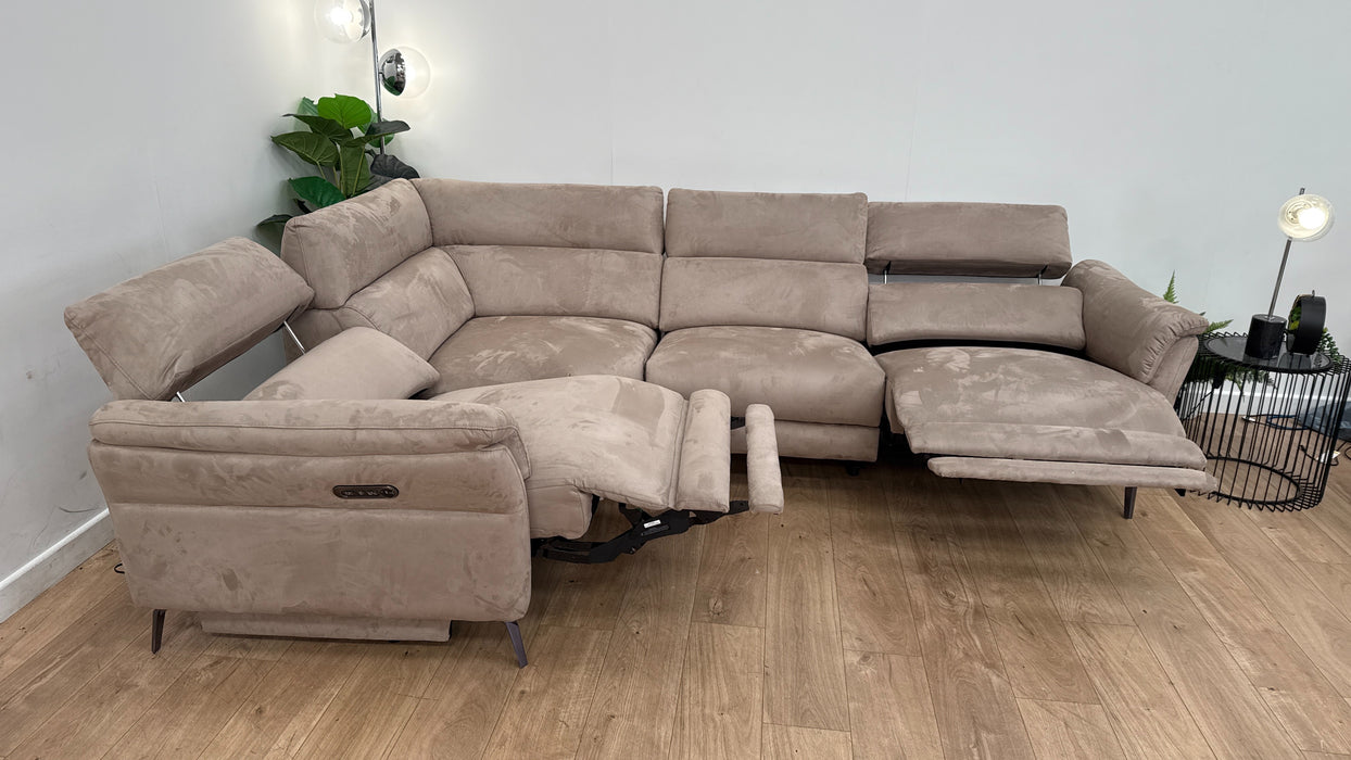 Sofology The Missouri 1 Corner 3 Fabric Recliner in Lifestyle Plush Nutmeg