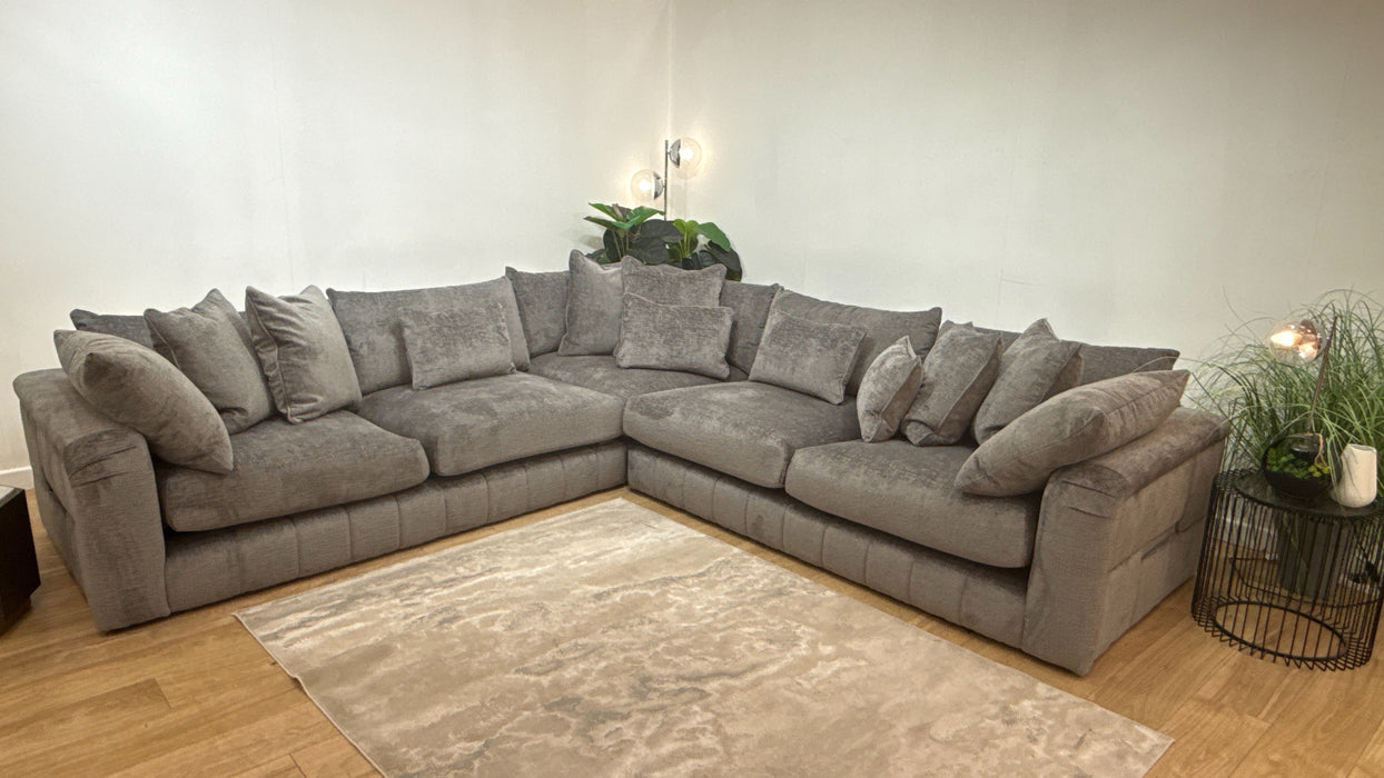 Sofology Westwood Fabric 3 Corner 3 No Trim in Teddy Chenille Slate