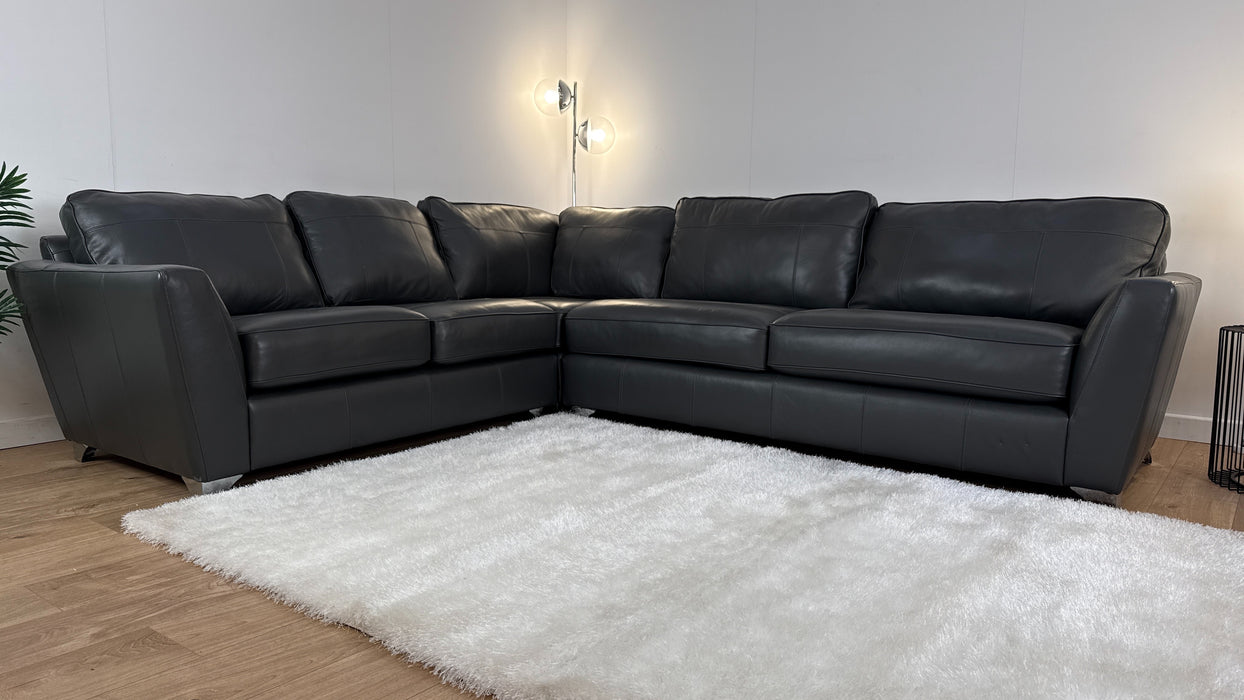 Sophia 2 CNR 3 Leather Sofa