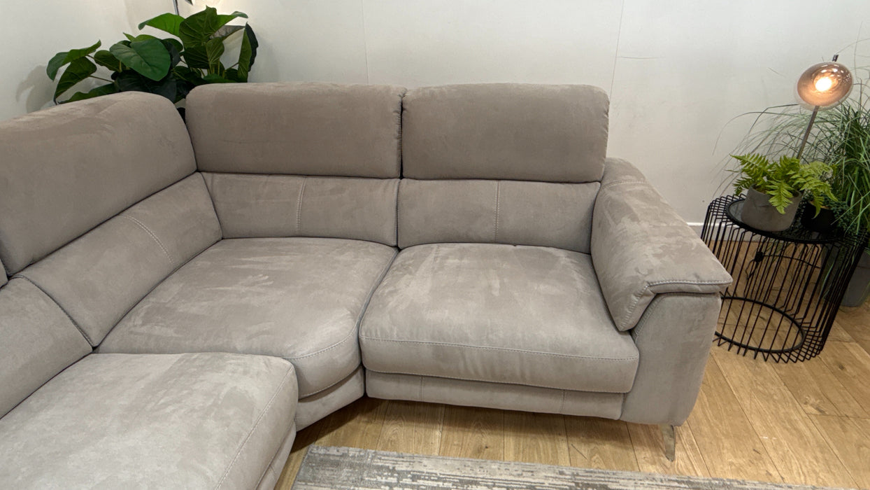 Sofology Illinois Fabric 2 Corner 1 Power Recliner/Headrest x 1 in Lifestyle Textured Grey