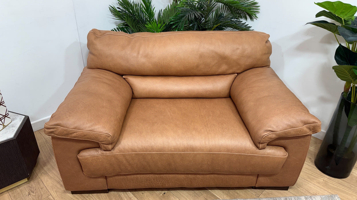 Sofology Santino Leather Loveseat in Apollo Tan