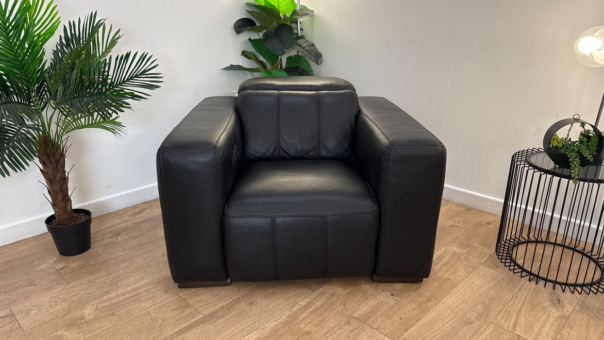 DFS Crusade Leather Recliner Chair in Black