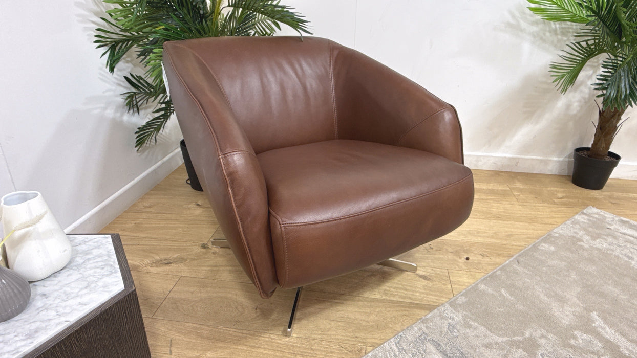 Sofology Adler Leather Swivel Chair in Relaxed Soft Brown