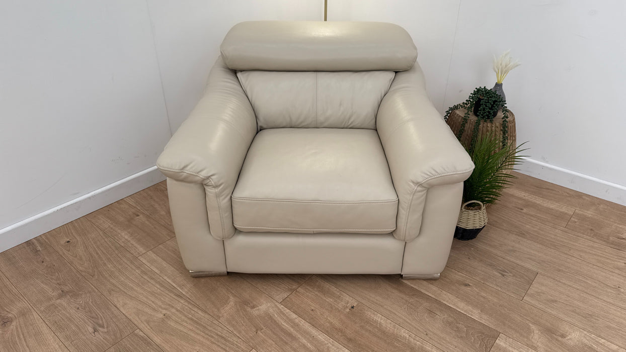 Delta Leather Chair