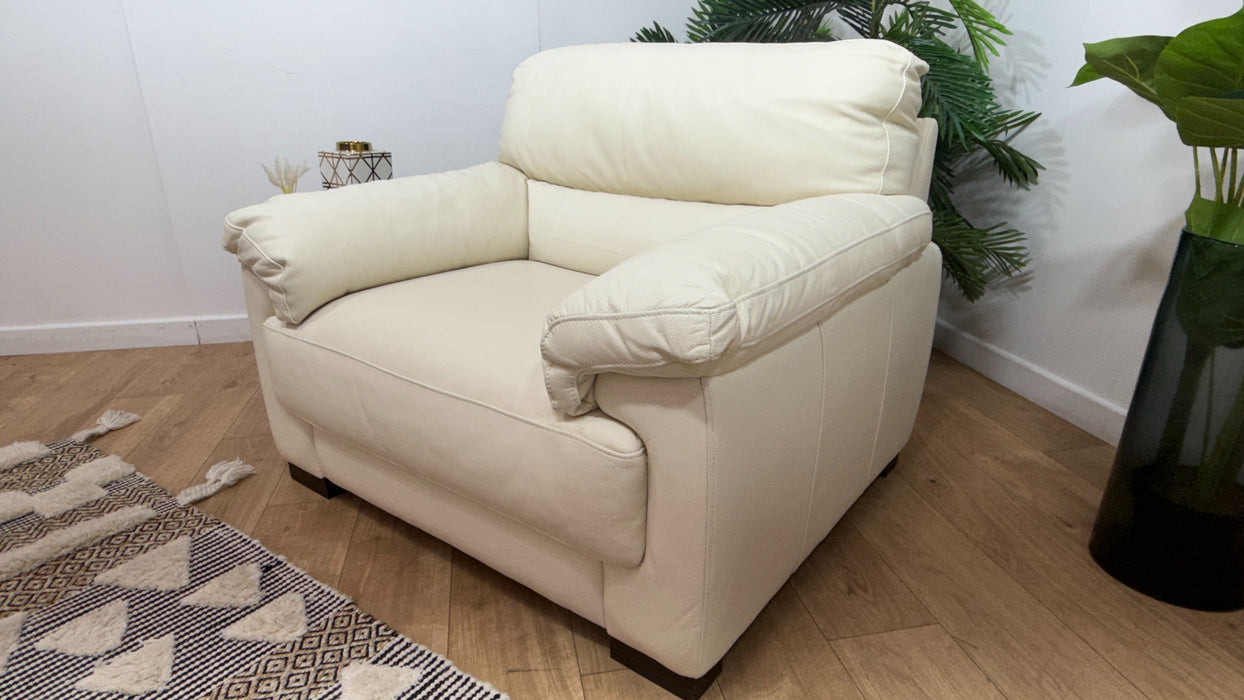 Sofology Santino Leather Chair in Hampshire Aspen White