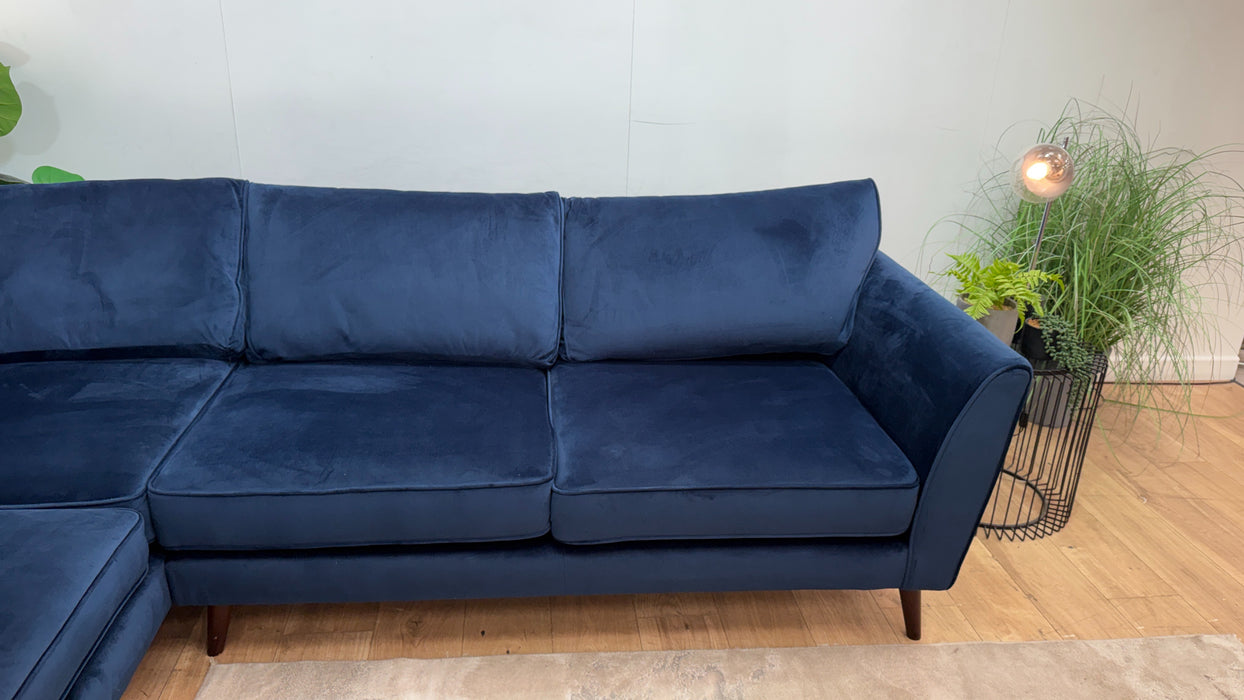 Sofology Keswick Fabric 1 Terminal Corner 2 in Deluxe Velvet Navy